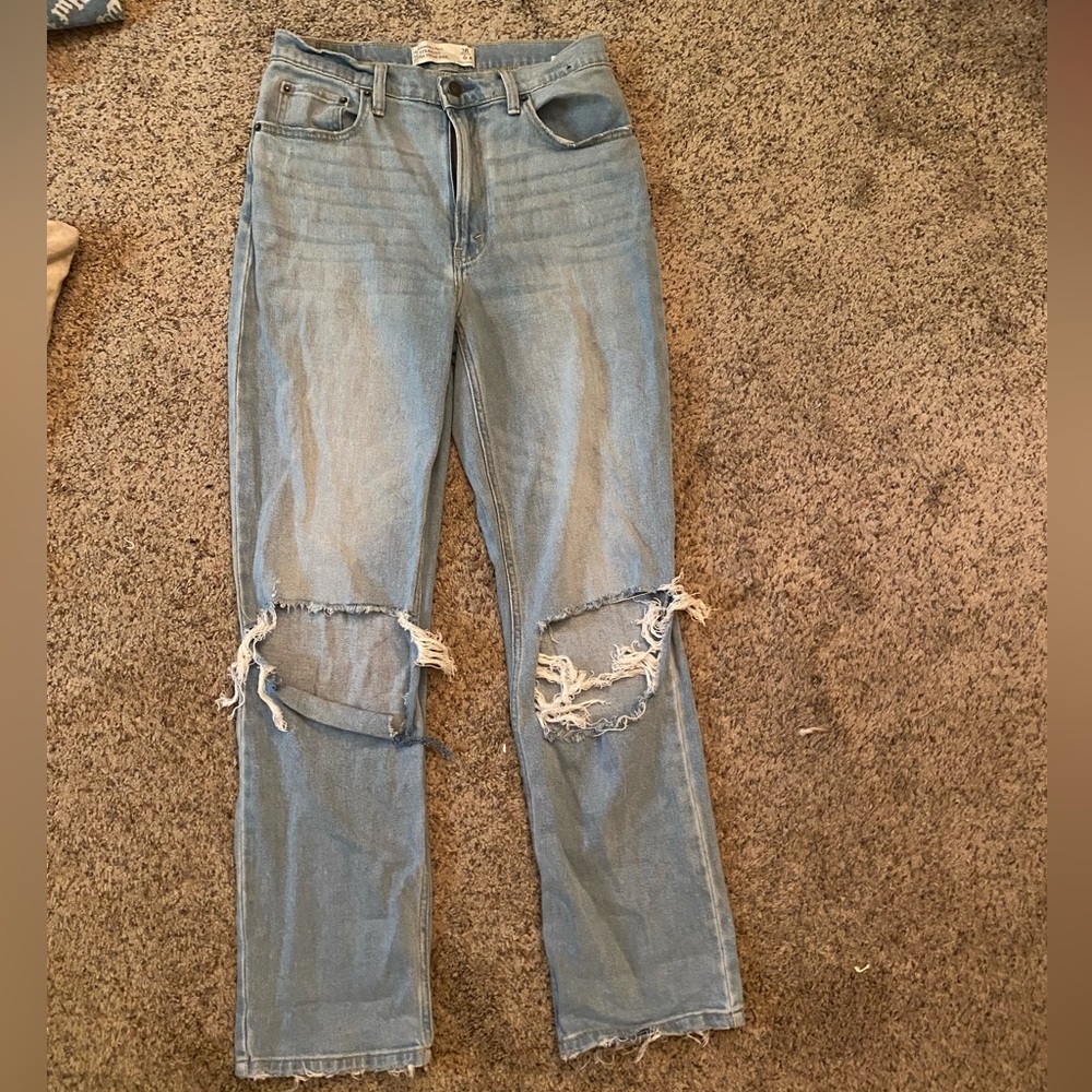 ABERCROMBIE AND FITCH JEANS